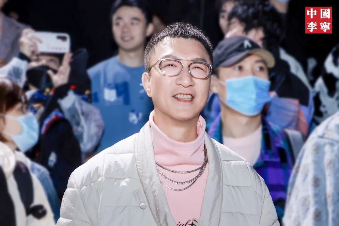 孙红雷,上身,「,中国,李宁,」,秋冬,大秀,明星,  孙红雷上身「中国李宁」！21 秋冬大秀，明星云集！