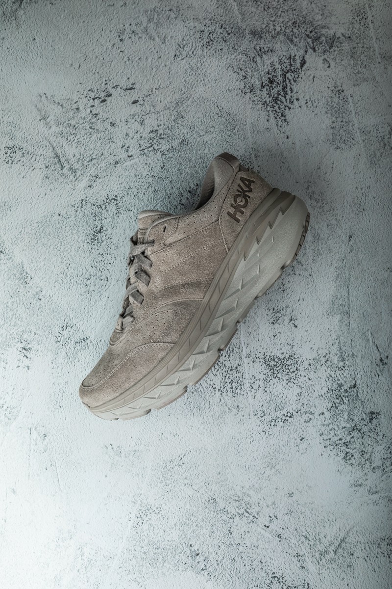 HOKA ONEONE,Bondi L Suede,邦迪,O  上脚增高太夸张！本月最佳质感新鞋来了！竟然还有联名款！