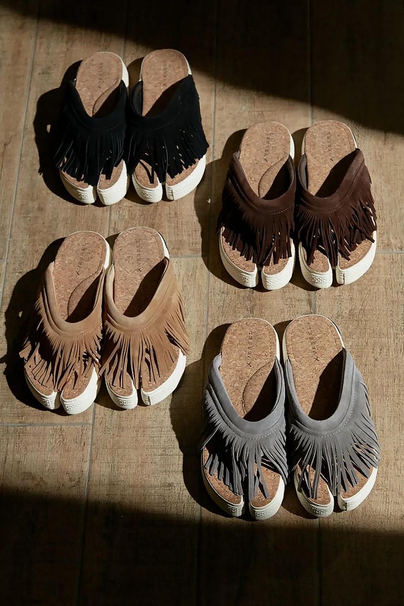 xVESSEL,TASSEL TOE SLIDES  麂皮流苏质感拉满！吴亦凡超爱的品牌出新鞋了！