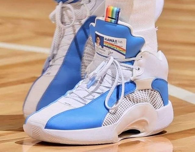 Air Jordan 35,AJ35,McLovin  格里芬把驾照印在鞋上！全新配色 Air Jordan 35 真是太怪了！