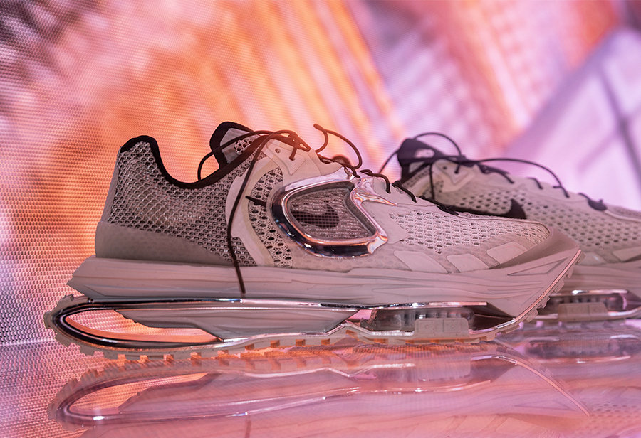 Nike,MMW 4,DC7442-001,DC7442-8  Nike 天价联名又来了！MMW「坦克鞋」现已上架 SNKRS！