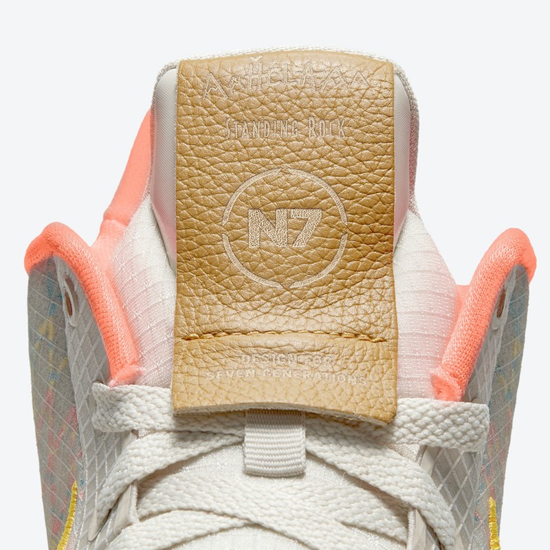 Nike,Kyrie Low 4,欧文,N7  欧文部落主题！Nike Kyrie Low 4 “N7” 官图曝光！