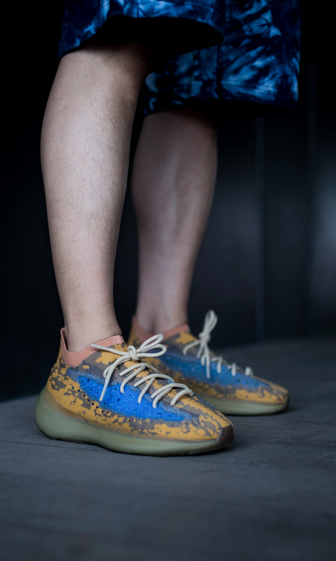 adidas,Yeezy,Yeezy Boost 350 V  暴龙兽配色又来了！新改款 Yeezy 350 V2 抢先曝光！