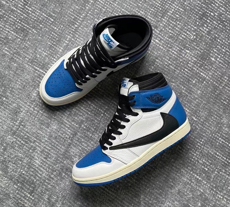 Travis Scott,fragment Design,闪  天价缝合怪？！ 「闪电倒钩 AJ1」发售日期泄露！就在下月！