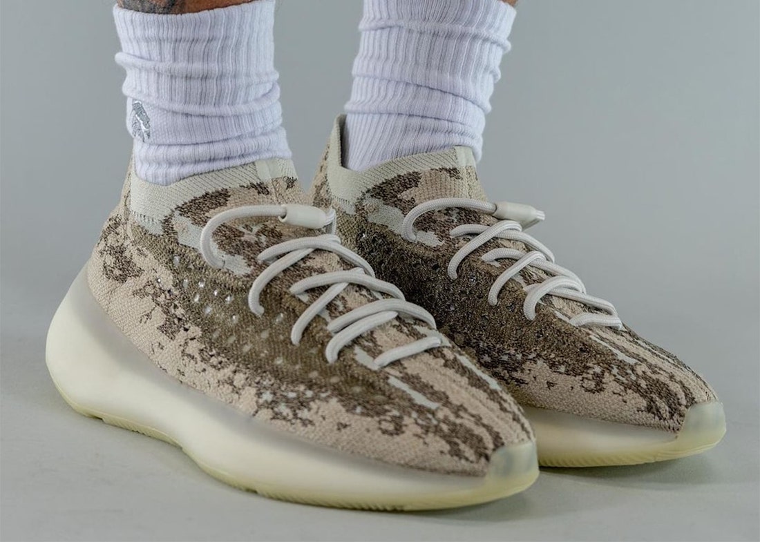 adidas,Yeezy Boost 380,GZ0473,  大地色 Yeezy 新品又来了！上脚照首次曝光！