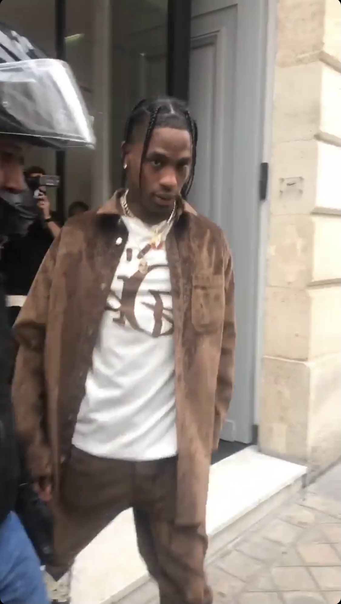Dior,Cactus Jack,Travis Scott  Travis Scott 首次曝光 Dior 联名！这次会有球鞋吗？