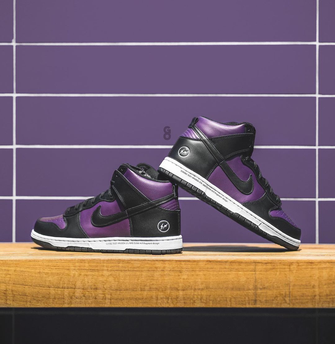 What,The,Dunk,、,sacai,暴跌,千元,多款  What The Dunk、sacai 暴跌千元！多款 350 V2 能抄底！但有几双正悄悄涨价！
