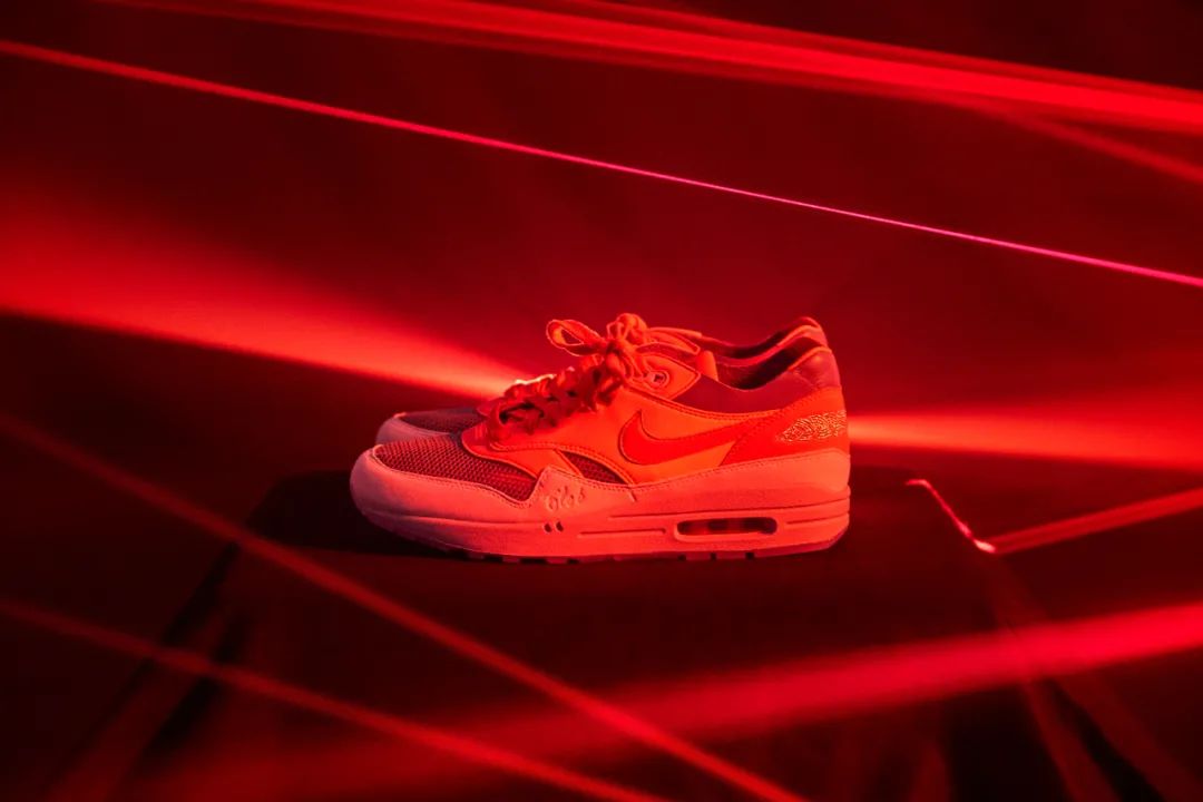CLOT,Nike,Air Max 1,明星,上脚,发售  这次不怕起雾了！冠希上脚第三款死亡之吻！下周限定发售！