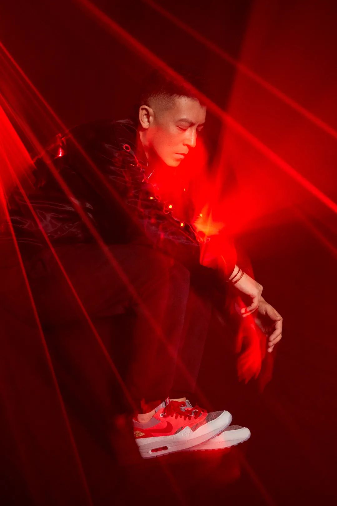 CLOT,Nike,Air Max 1,明星,上脚,发售  这次不怕起雾了！冠希上脚第三款死亡之吻！下周限定发售！
