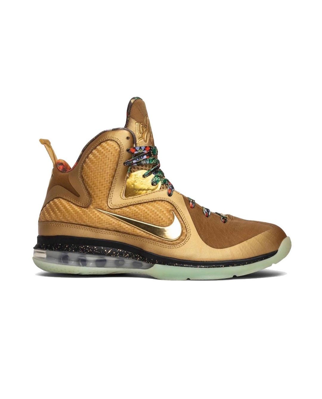 LeBron 9,Nike  真的要来了！全新 LeBron 9 实物首次曝光！网友：等不及了！