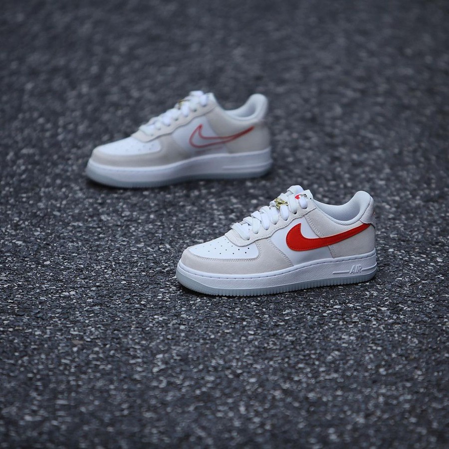 镶钻,鞋,带扣,全新,配色,Air,Force,low,官图  镶钻鞋带扣！全新配色 Air Force 1 Low 官图曝光！