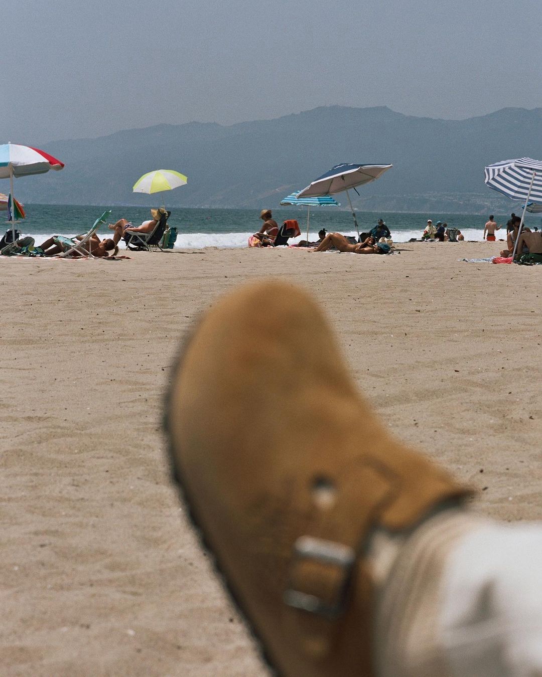 Stussy,Birkenstock  潮人夏日必备！全新 Stussy x Birkenstock 即将登场！