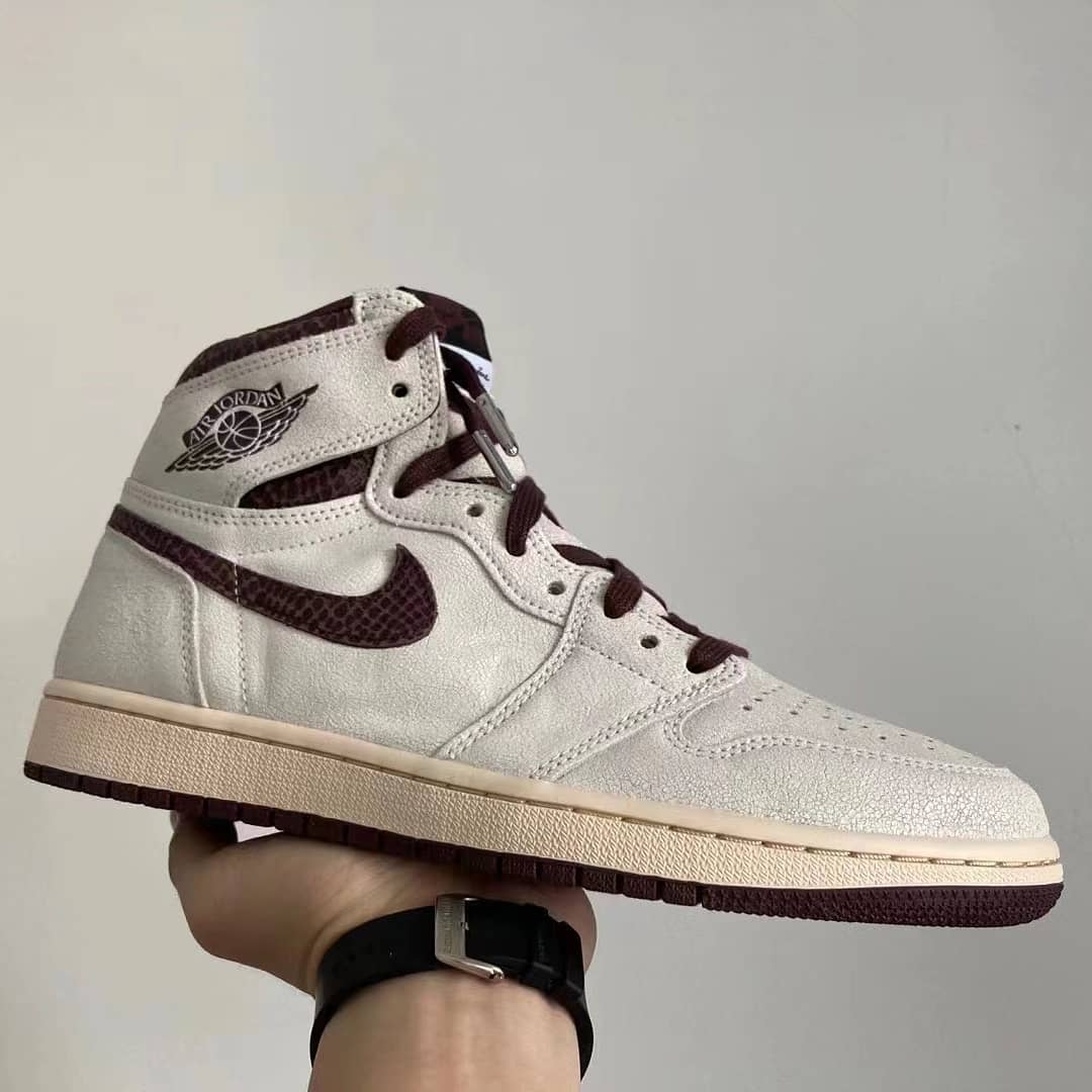 Air Jordan 1 High OG,A Ma Mani  四处细节必看！A Ma Maniére x Air Jordan 1 最新实物曝光！