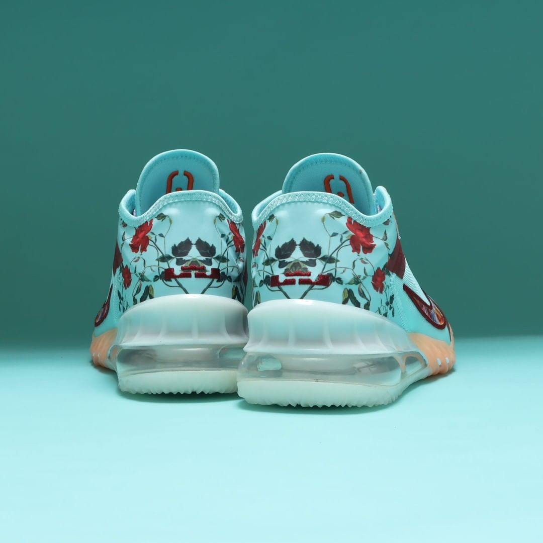 Nike,LeBron 18 Low,Floral,CV75  高颜值花卉点缀！全新配色 LeBron 18 Low 实物曝光！