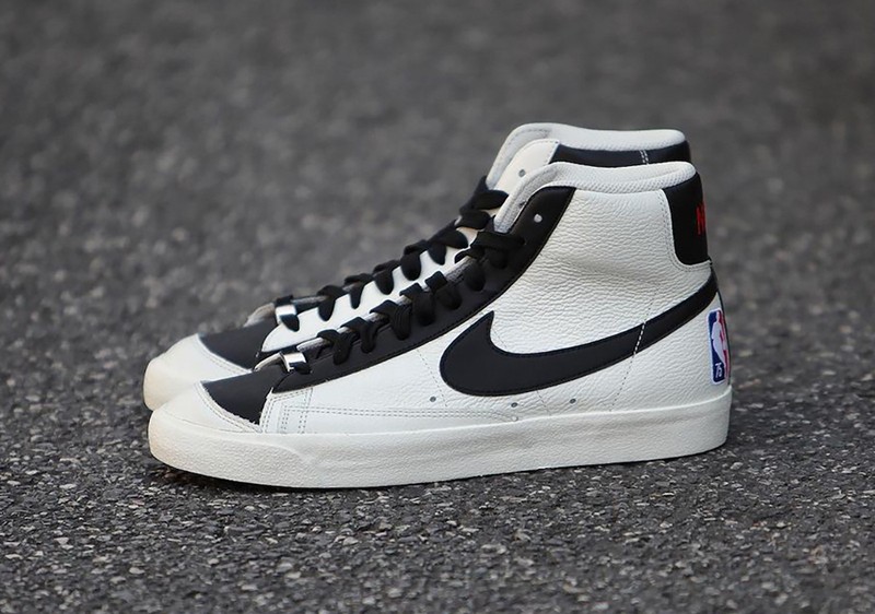 NBA,Nike Blazer Mid  黑白阴阳装扮！NBA 联名 Blazer Mid 实物曝光！
