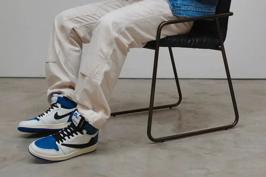 AJ,OG,联名,Nike  今年联名鞋太凶残！换色 + 盖章轻松起飞！网友：买破发的元年复刻不香吗？！