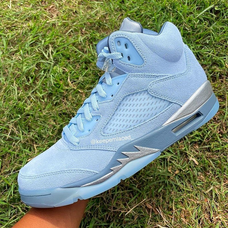 Air Jordan 5 WMNS,Bluebird,DD9  超高颜值「冰蓝」配色！全新 AJ5 WMNS “蓝鸟” 实物曝光！