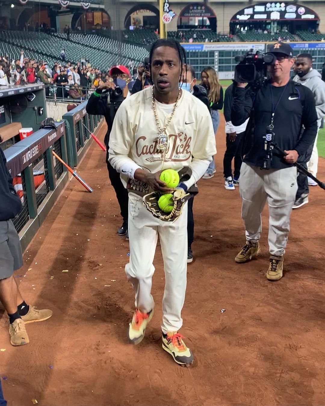 Nike,Travis Scott,Air Trainer  鞋子带兜 + 可拆鞋面！Travis Scott x Nike 新联名恐怕又要疯抢了！