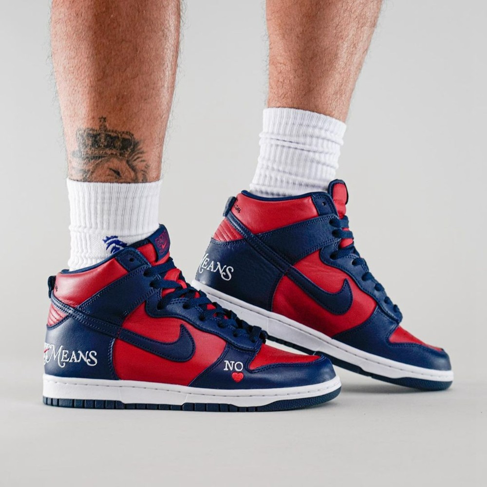 By Any Means,SB Dunk High,Nike  年底最期待联名之一！全新 Supreme x SB Dunk Hi 实物上脚曝光！