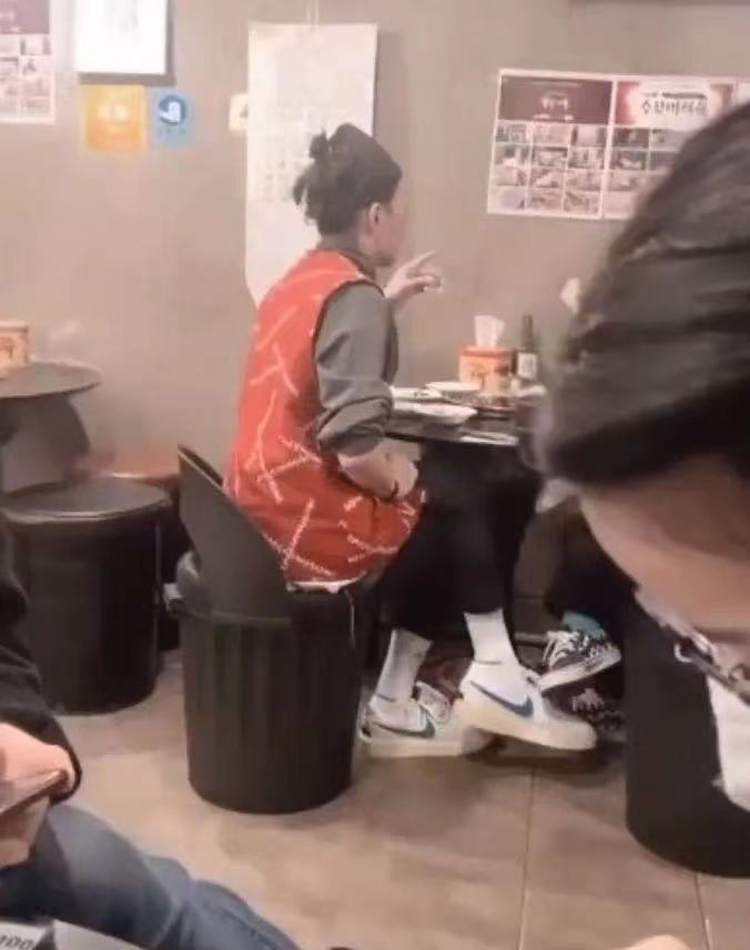 PEACEMINUSONE,Nike,Kwondo 1,权志  卖力宣传！权志龙晒出 PMO x Nike 新玩法！看着真心疼！