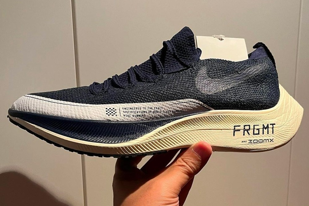 fragment,Nike,Zoom VaporFly NE  「盖章大师」又晒新鞋！全新 fragment x Nike 实物曝光！