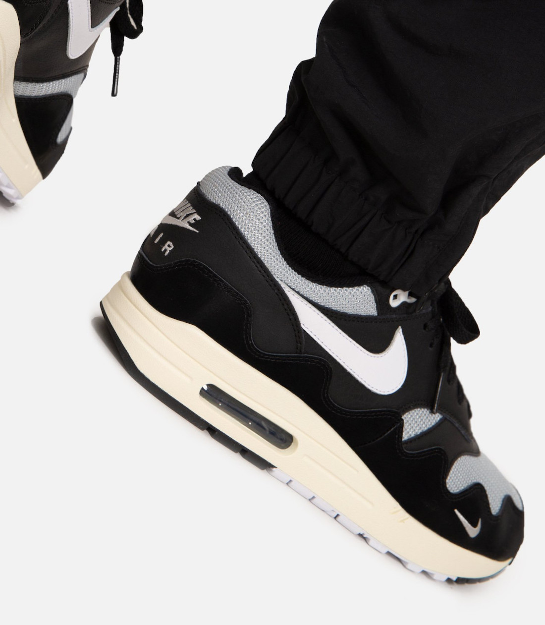 Nike,Patta,Air Max 1,DQ0299-00  买鞋送手链！黑白奥利奥 Patta x Air Max 1 即将发售！