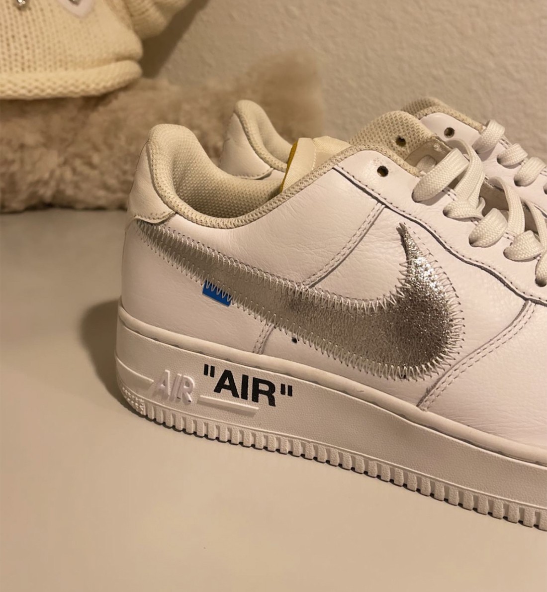 Air Force 1,Nike,OFF-WHITE  Drake 晒出全新 OFF-WHITE x AF1！全球仅此一双！