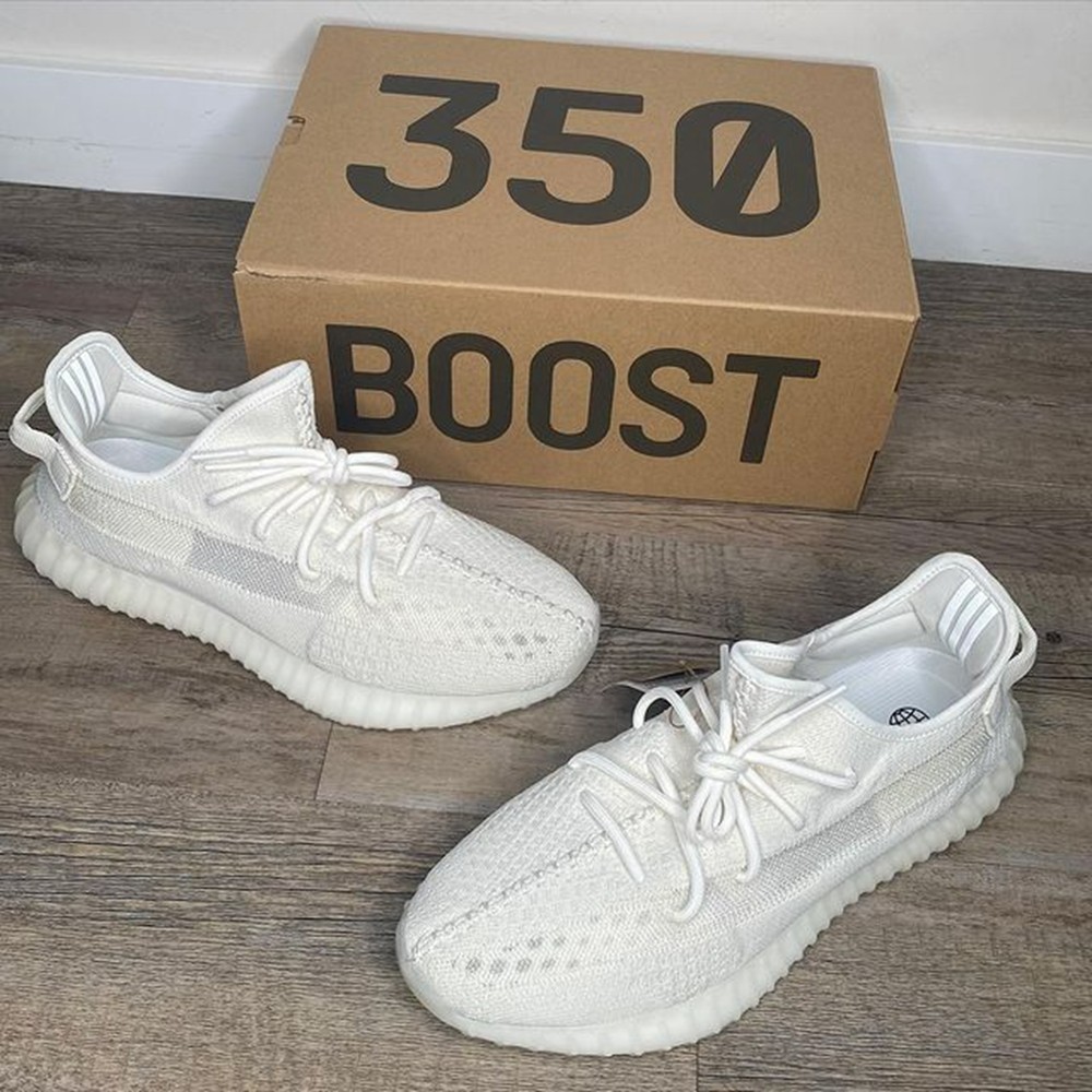 Yeezy 350 V2,adidas  1 月又有新惊喜！「新黑武士」Yeezy 350 V2 曝光！