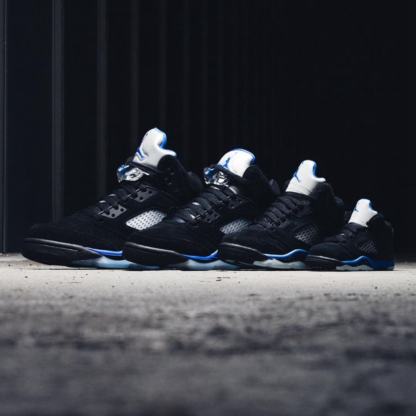 Nike,Air Jordan 5,Racer Blue  神似黑葡萄！全新配色 Air Jordan 5 最新实物图曝光！