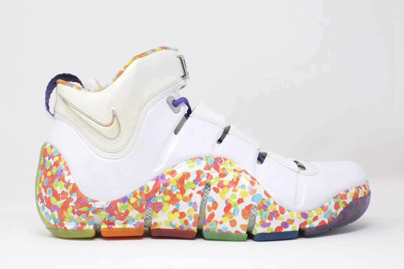 Nike,LeBron 4,Fruity Pebbles,D  时隔整整十五年！LeBron 4 被曝年底复刻回归！