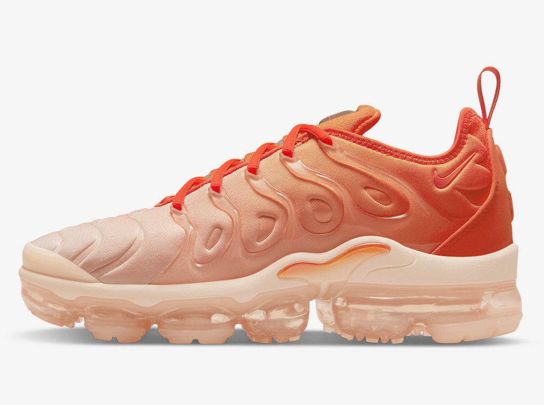 Nike,Air VaporMax Plus,DQ8588-  亮骚橙色十分醒目！全新 Air VaporMax Plus 官图曝光！