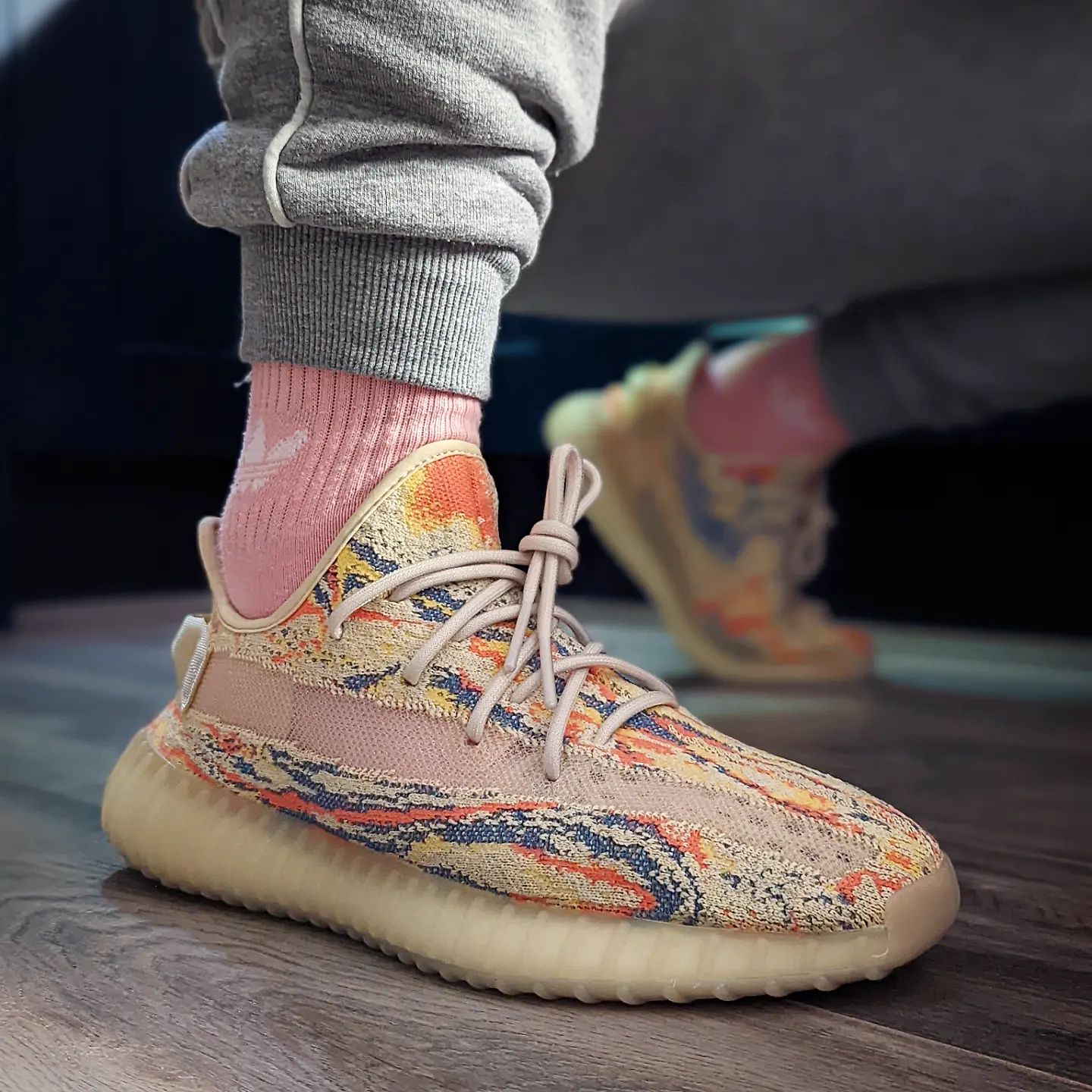 Yeezy,Yeezy 350 V2  Yeezy 抄底清单来了！350 只要 11xx ！「白冰、脏橙」十多个配色都低于原价！