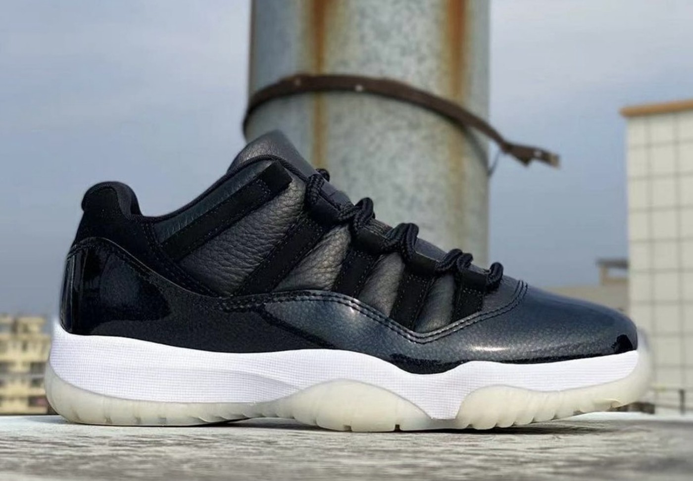 Air Jordan 11 Low,72-10,AV2187  「低帮大魔王」AJ11 Low 美图曝光！网友：太吊胃口了！