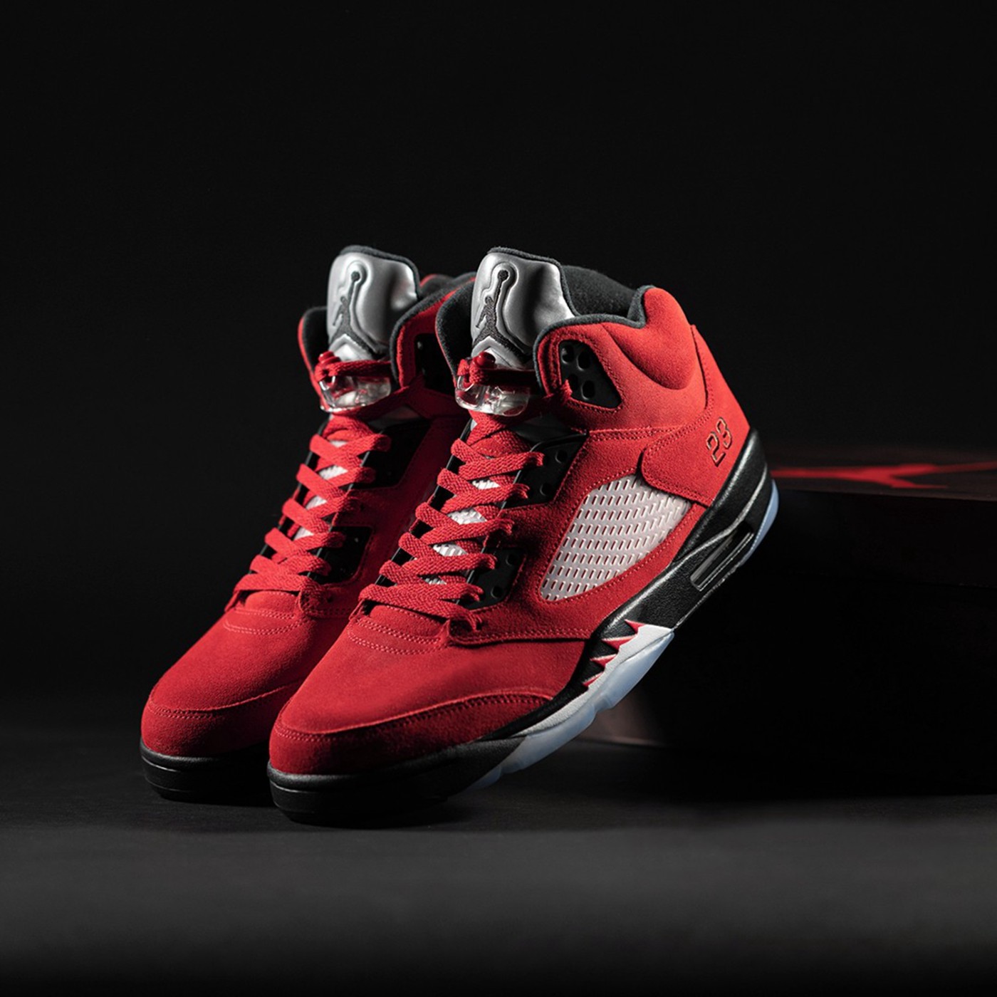 Nike,Air Jordan 9,Chile Red,CT  神似 「愤怒的公牛」！全新配色 AJ9 实物图曝光！