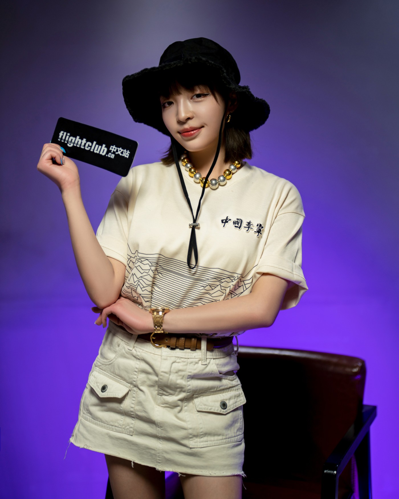 中国李宁,VAVA,22 春夏  专访超火女 Rapper！上脚 4 厘米「超厚䨻」新鞋！网友：玩明白了