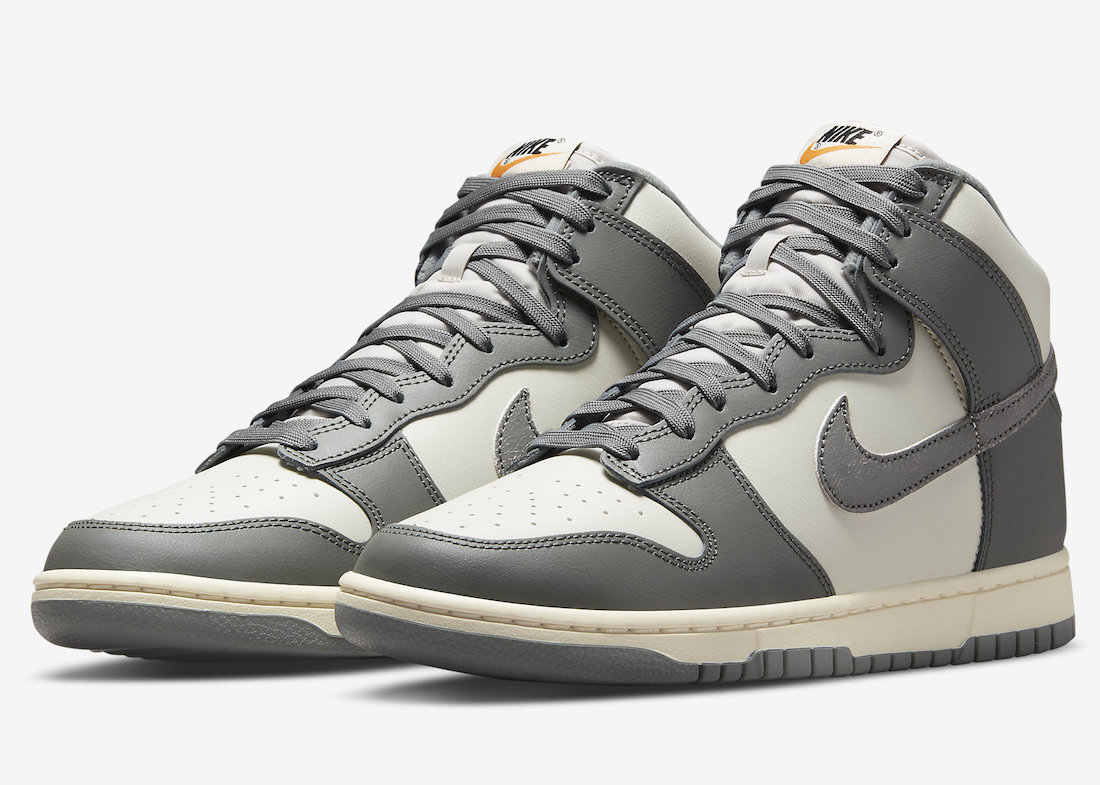 Nike,Dunk High,DM0582-001  皲裂脱落 Swoosh 极致做旧！全新 Vibe 风 Dunk 有点好看！