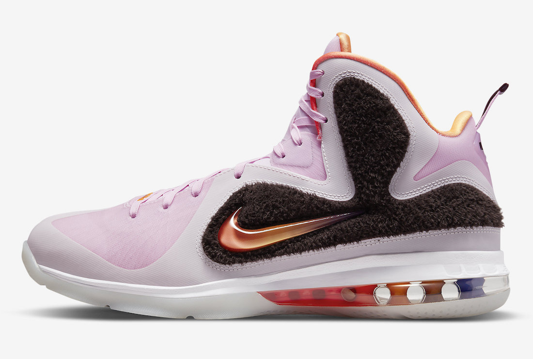 Nike,LeBron 9,Regal Pink,DJ390  「粉熊」LBJ9 悄悄上架！彩虹渐变 + 3M 反光，可爱又骚气！