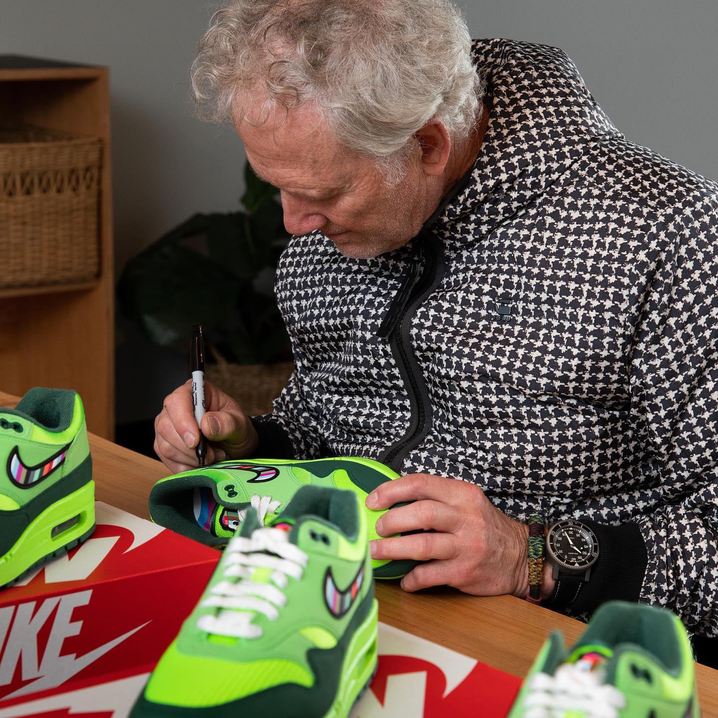 Nike,Air Max 1,Oregon,Tinker  超限量「俄勒冈」喜提 Tinker 亲签！网友：买到算我输！