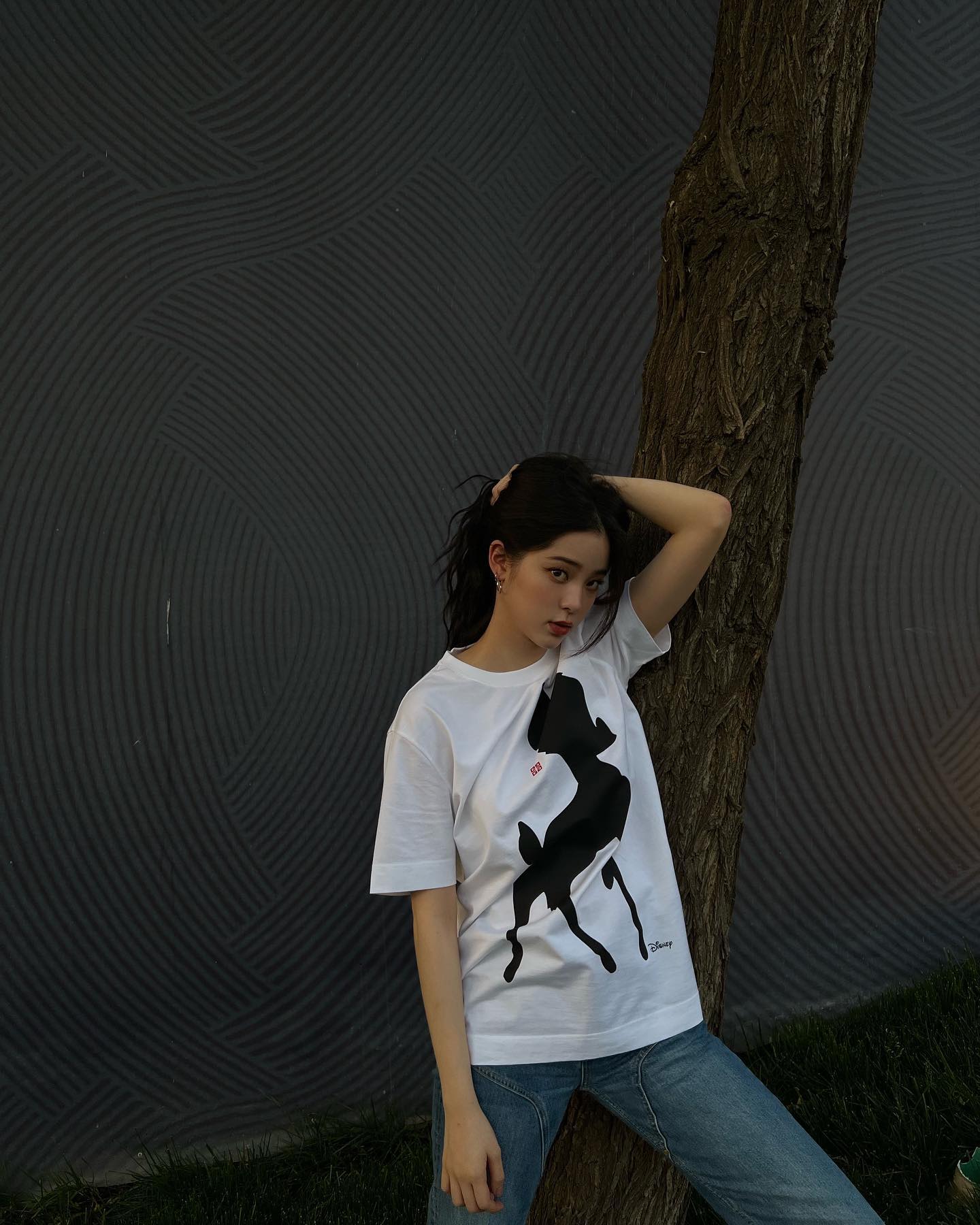 GIVENCHY,发售,明星  欧阳娜娜上身！迪士尼 x 纪梵希现已发售！土豪情侣款好选择！