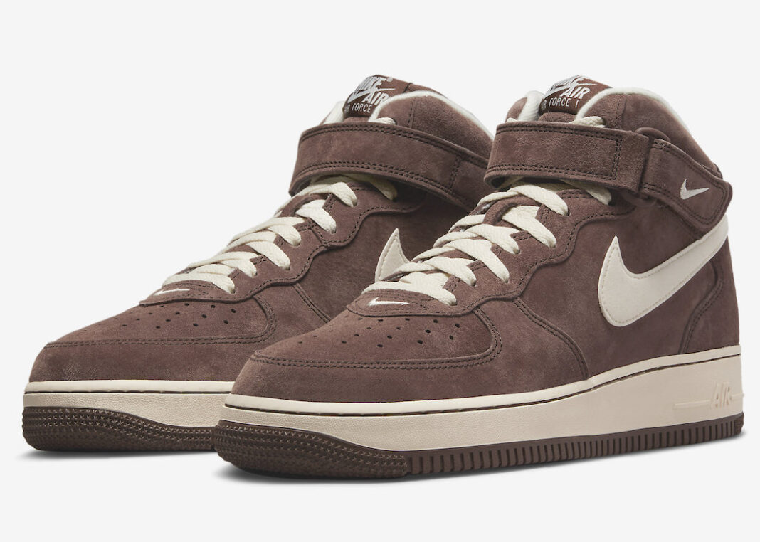 Air Force 1,AF1,Nike,发售,DM0107  高规格全麂皮打造！这双巧克力 AF1 质感真不错！