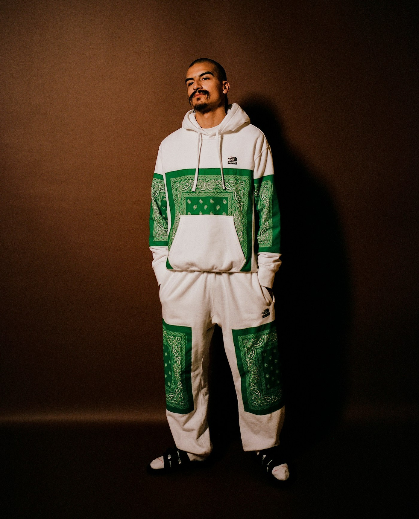 2022SS,TNF,Supreme  错过再等 8 年？Supreme x TNF「腰果花」发售日期曝光！