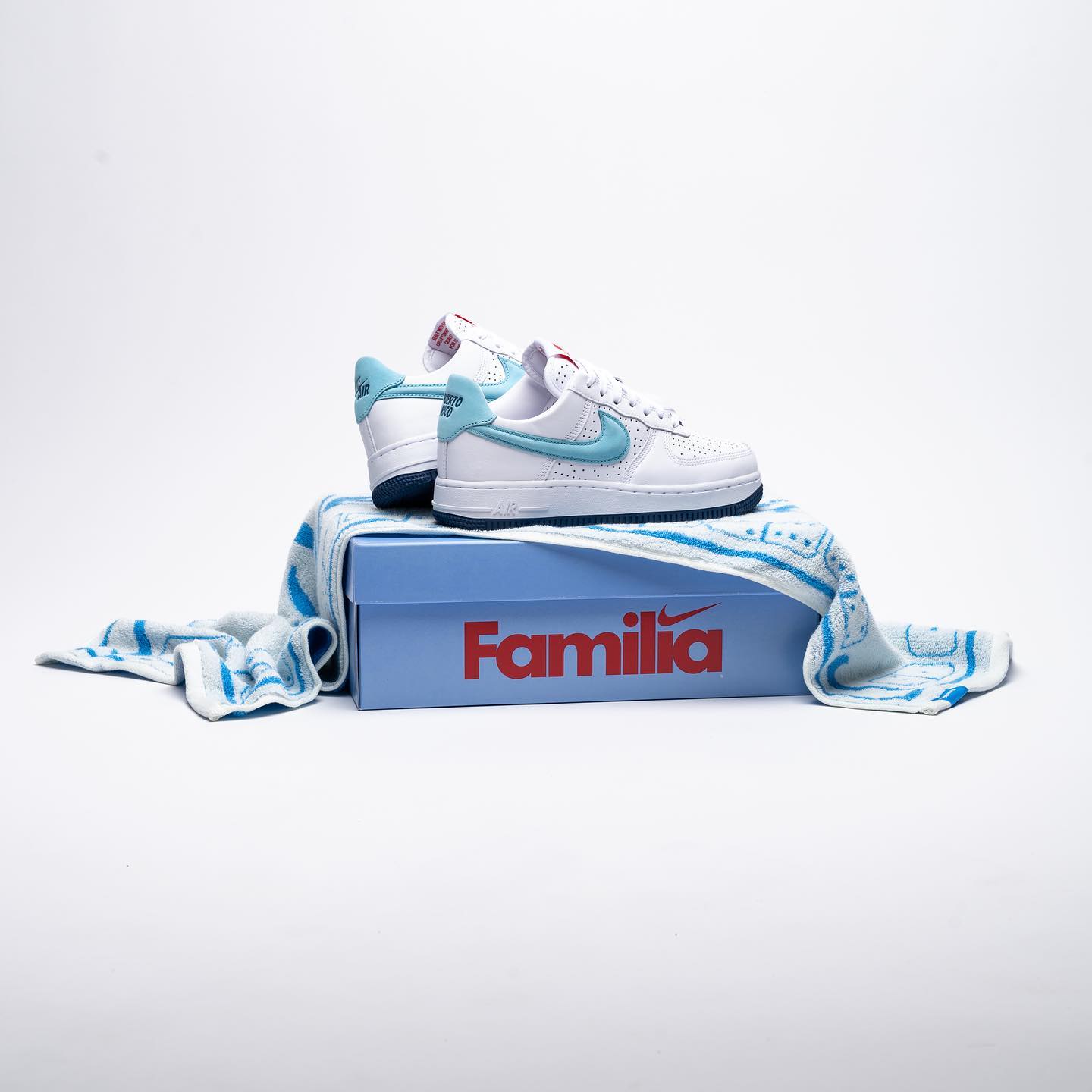 Nike,Air Force 1 Low,Puerto Ri  炎炎夏日的一抹清凉！AF1 全新配色细节超多！