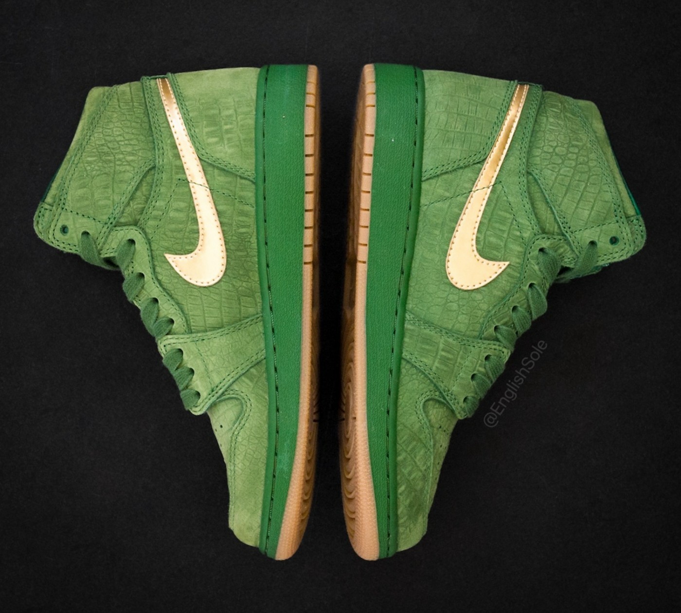Air Jordan 1,Jasmine Jordan,F&  这双 AJ1 估计没多少人见过！配色灵感竟然是……