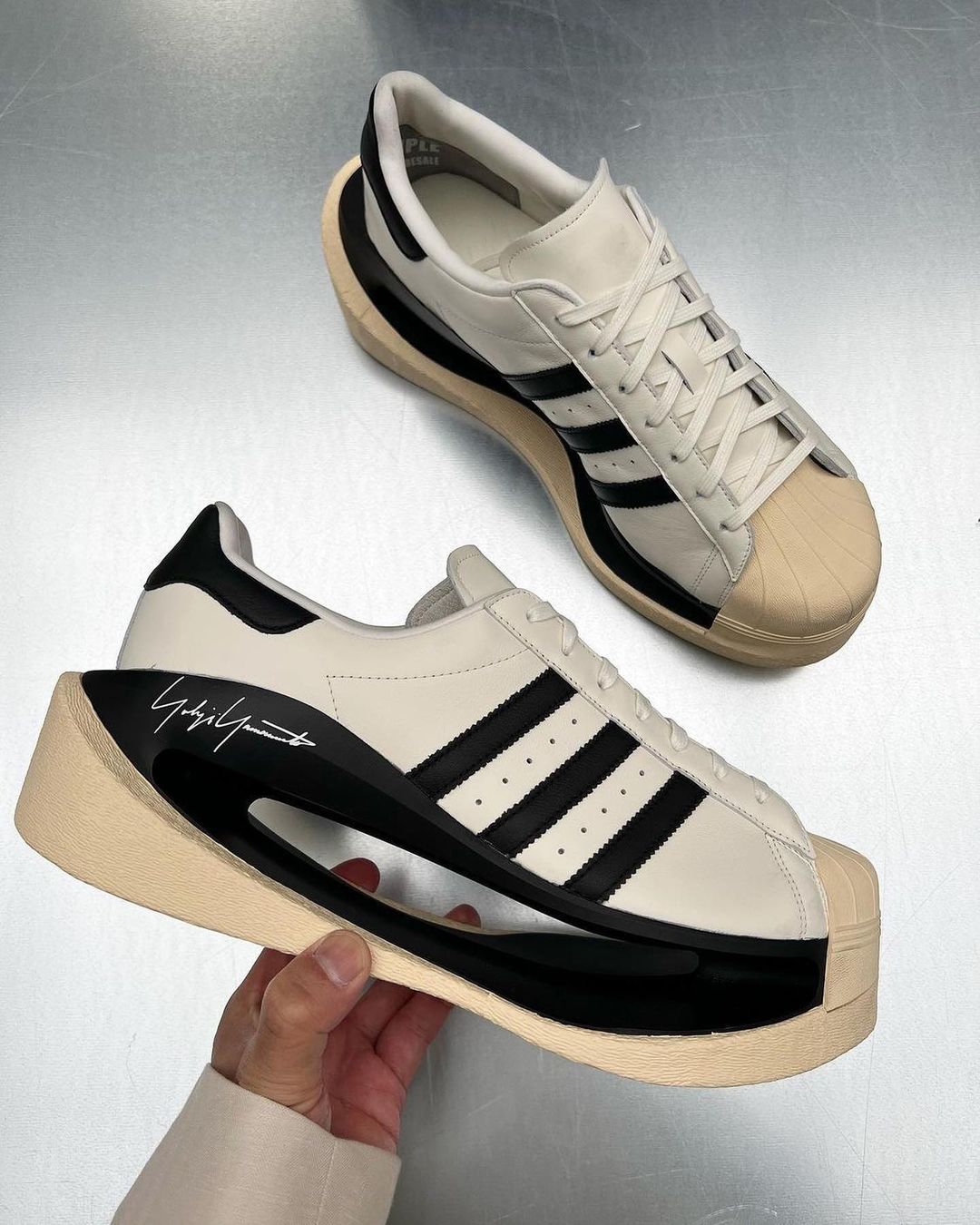 adidas,Y-3  「坦克底」贝壳头第一次见！山本耀司新设计太酷了！