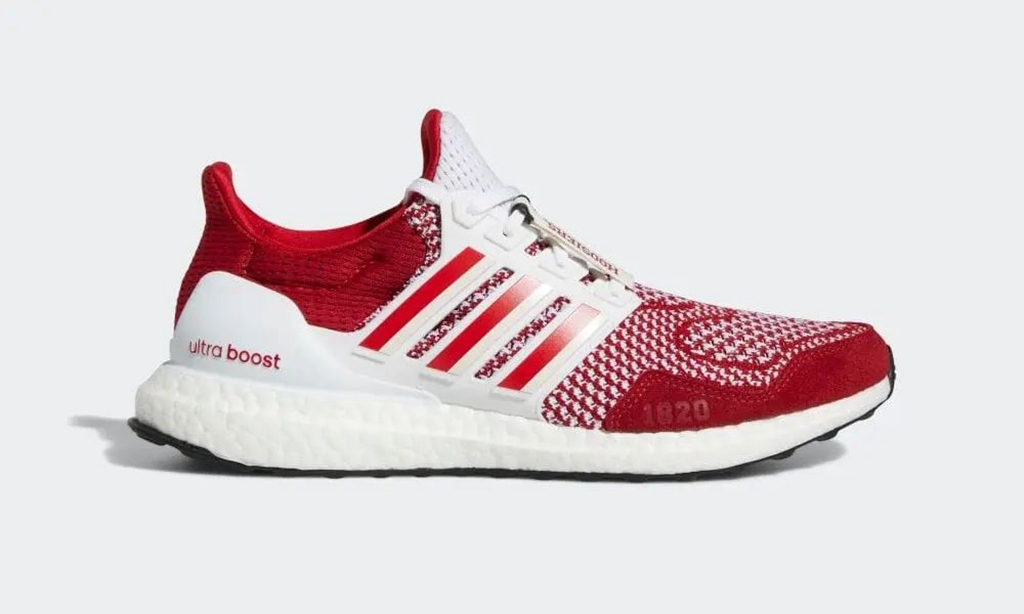 adidas,Ultra Boost 1.0  UB 1.0 居然又出新配色了！这次是大学 PE！