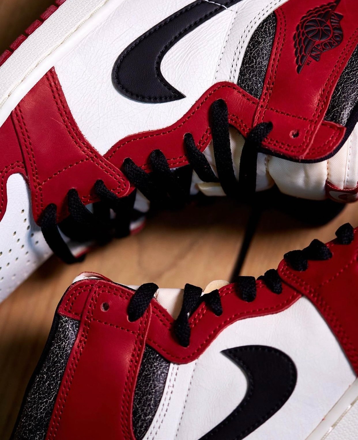 AJ1,AJ2,Chicago,发售  「年度鞋王」又有变数！两双「芝加哥」AJ 集体跳票！