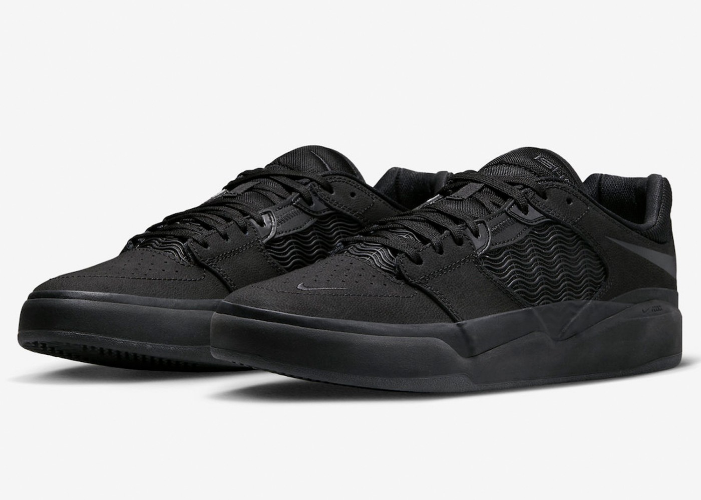Nike,SB Ishod  「黑武士」还带倒钩！这双 Dunk 真有点帅！