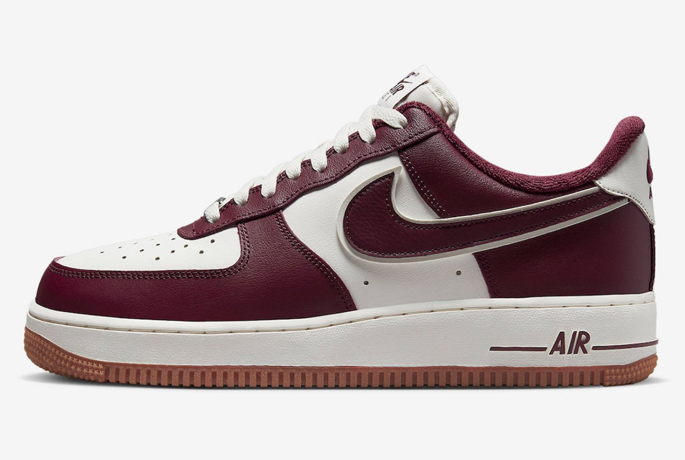 Nike,Air Force 1 Low  回归经典复古风！全新 Air Force 1 套装这个设计有点意思！