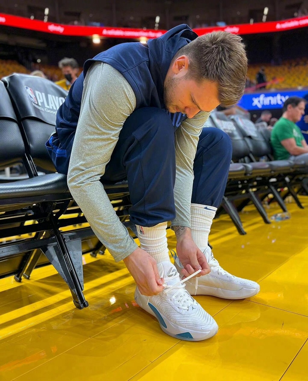 NBA,东契奇,Air Jordan,Luka 1,倒钩  Jordan 门面！NBA 新星上脚倒钩 3.0！亲晒新配色签名鞋！