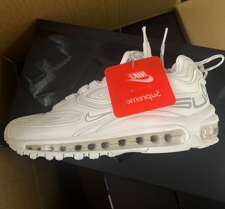 Supreme,Nike,Air Max TL  下一双 Supreme x Nike 实物曝光！这是啥鞋型？